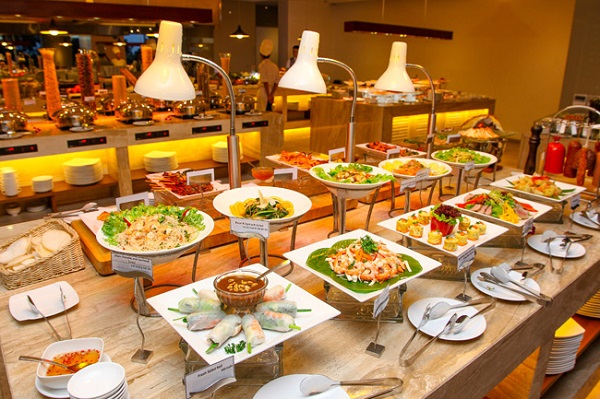 các vật dụng phục vụ cơ bản trong nhà hàng buffet