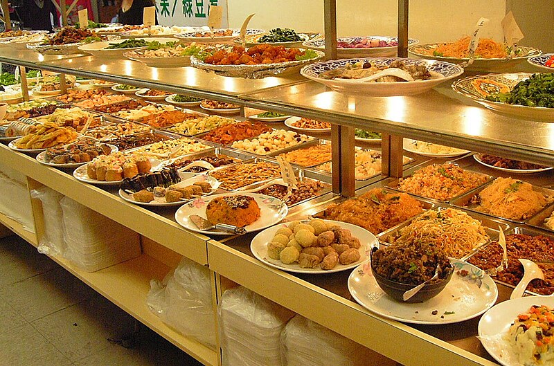 các vật dụng phục vụ cơ bản trong nhà hàng buffet