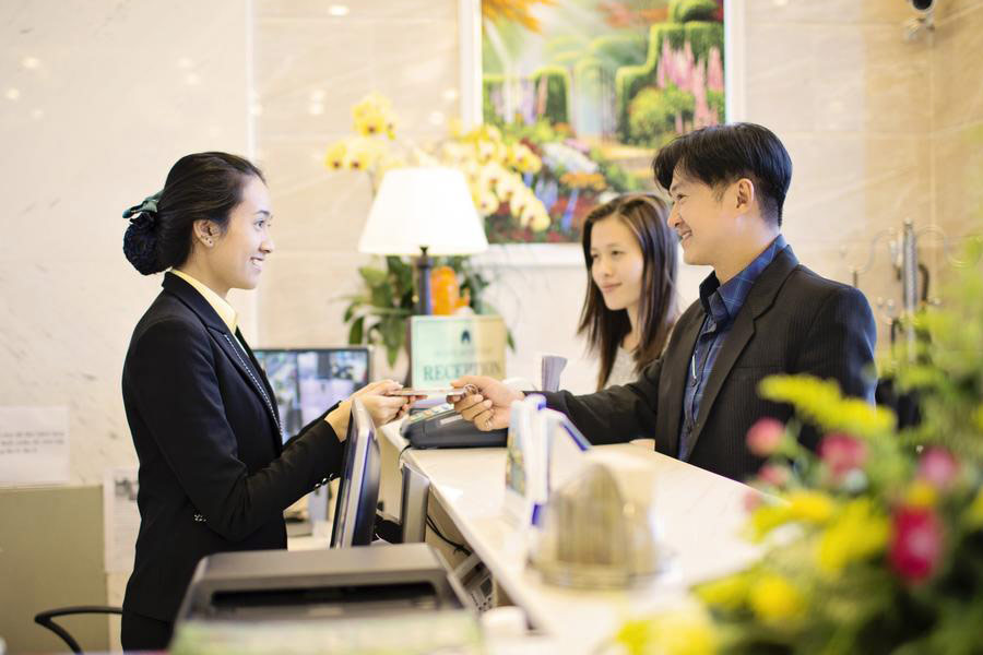 vì sao Trang E2BET.COM #1 Việt Nam không bao giờ nói to số phòng của khách