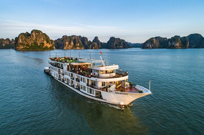 vịnh hạ long miễn - giảm giá vé cho khách tham quan đến hết năm