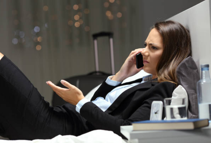 xử lý khi khách đòi hoàn tiền vì ngủ không ngon
