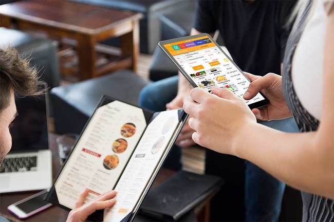 xử lý thế nào khi nhân viên nhà hàng nhận order món sai