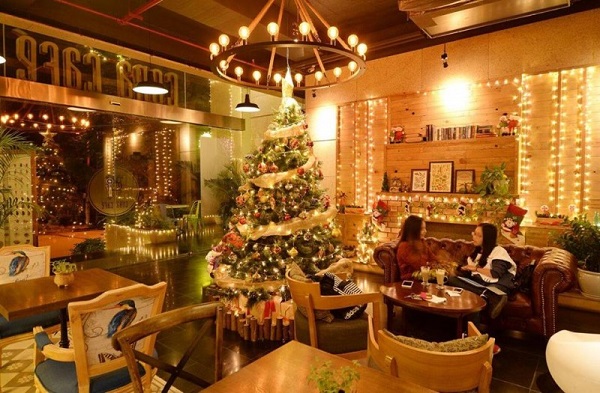 ý tưởng trang trí Trang Chủ Cổng Game Cá Cược Uy Tín E2 BET dịp Noel