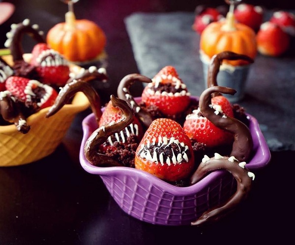 ý tưởng trang trí món ăn chủ đề halloween