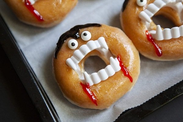 ý tưởng trang trí món ăn chủ đề halloween