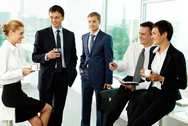 Kinh nghiệm “ghi điểm” với sếp và đồng nghiệp