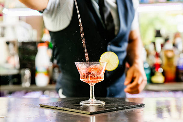 5 Kỹ năng Bartender chuyên nghiệp cần thành thạo
