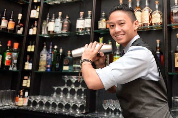 Muốn xin việc Bartender trong Trang Chủ Cổng Game Cá Cược Uy Tín E2 BET – nhà hàng cần bằng cấp gì