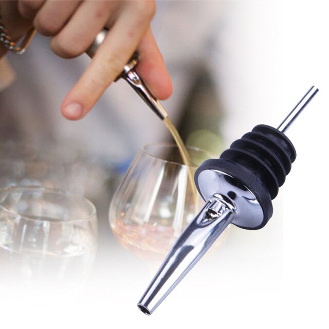 Pour Spout là gì? 3 điều về Pour Spout mà Bartender cần biết