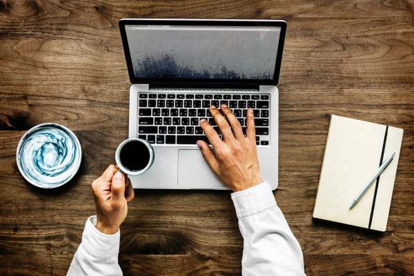 có nên học pha chế đồ uống online