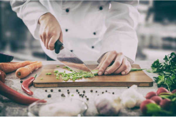 có nên học nghề đầu bếp