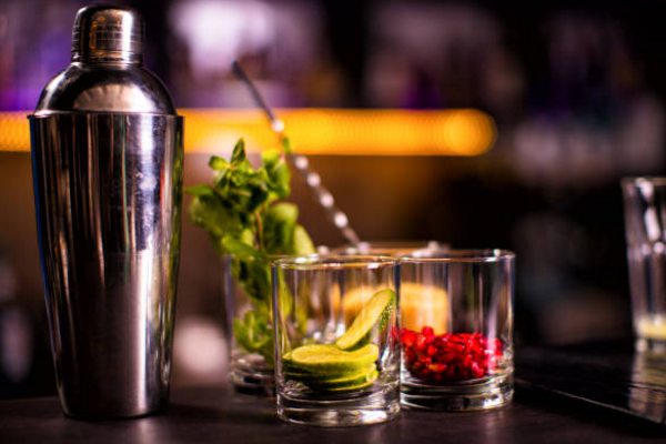 làm thế nào để sử dụng bình shaker chuẩn bartender chuyên nghiệp