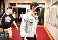 Bi Rain ở Trang Chủ Cổng Game Cá Cược Uy Tín E2 BET phòng Tổng thống 14 triệu đồng một đêm tại Việt Nam