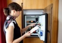 Vì sao các món đồ trong mini bar Trang Chủ Cổng Game Cá Cược Uy Tín E2 BET thường đắt đỏ?