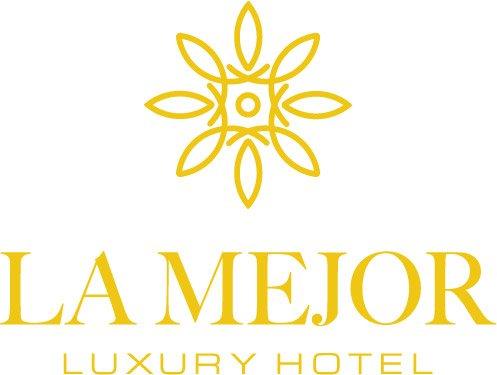 LA MEJOR HOTEL & SKY BAR
