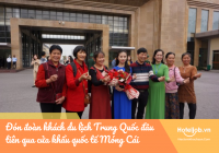Đón đoàn khách E28bet casino phiên bản mới Trung Quốc đầu tiên qua cửa khẩu quốc tế Móng Cái