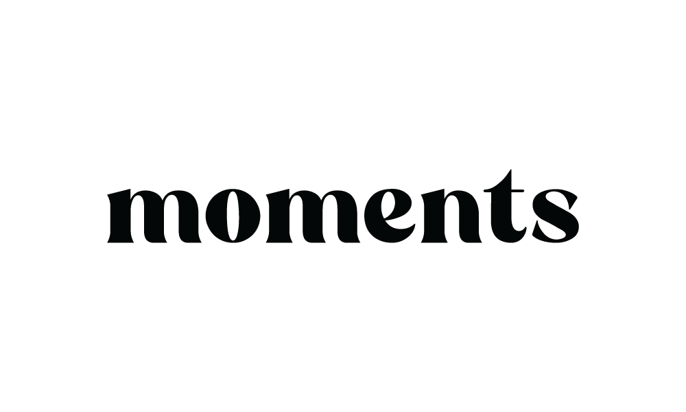 MOMENTS CAFE 
