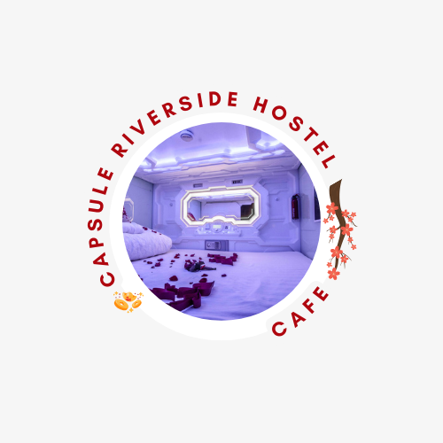 Capsule Riverside Hostel & Cafe